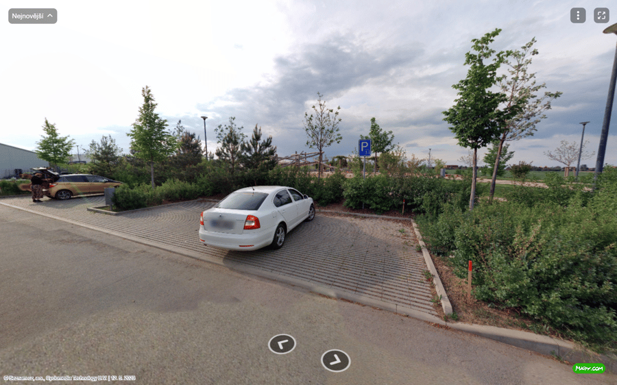 Parkoviště Granátová ul., Praha-Slivenec