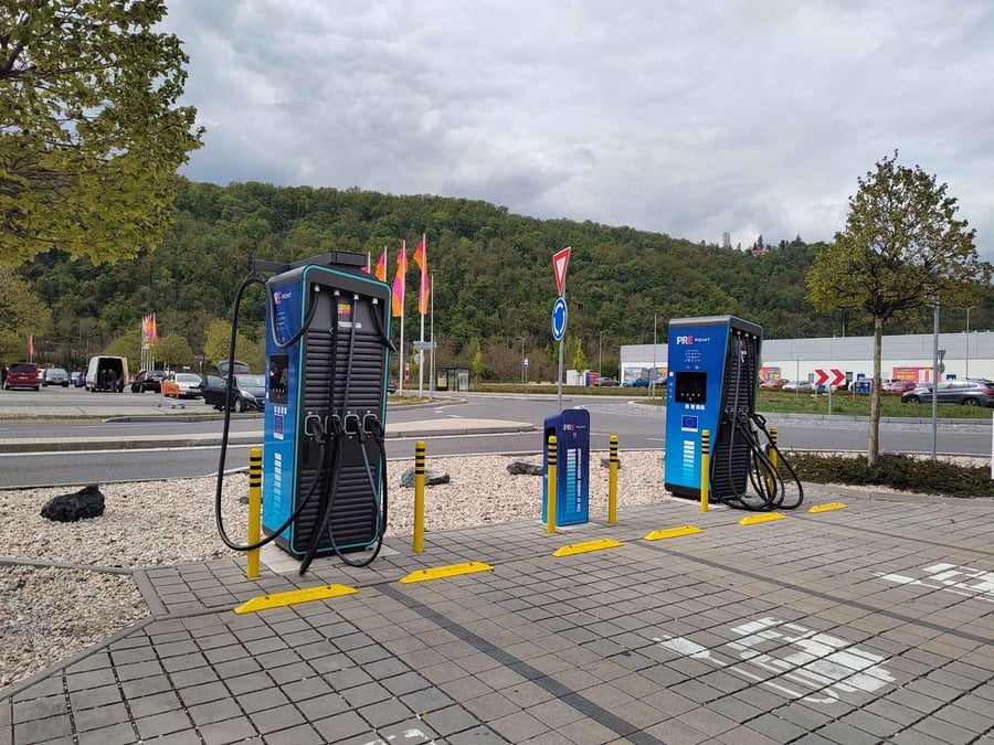 Nabíjecí stanice Strakonická ul., Praha