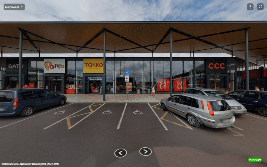 Parkoviště Dobšická ul., Znojmo