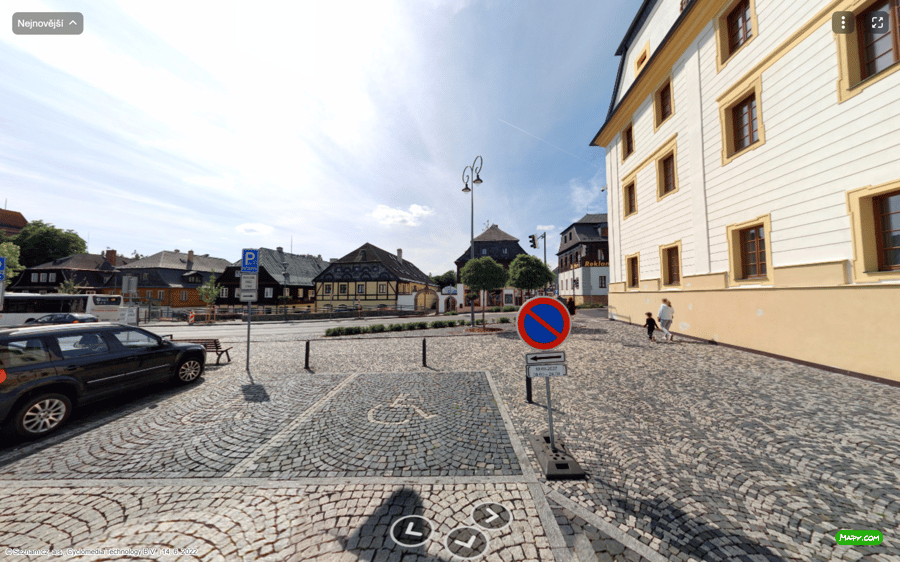 Parkoviště nám. Míru, Nový Bor