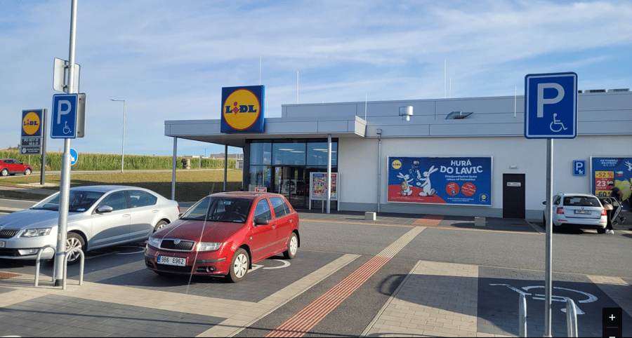 Parkoviště ul. Na Dolině Velká Bíteš