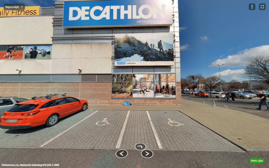 Parkoviště Řevnická ul., Praha-Zličín