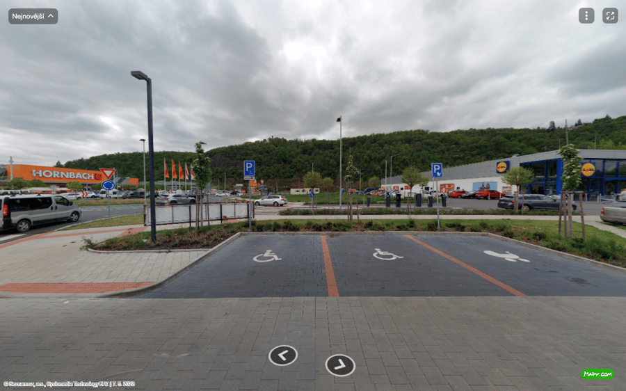 Parkoviště Strakonická ul., Praha