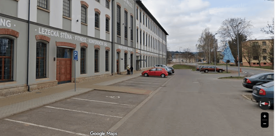 Parkoviště Dlouhá ul., Meziměstí