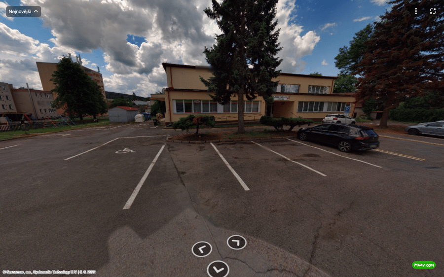 Parkoviště Rákosníkova 225, 25756 Neveklov