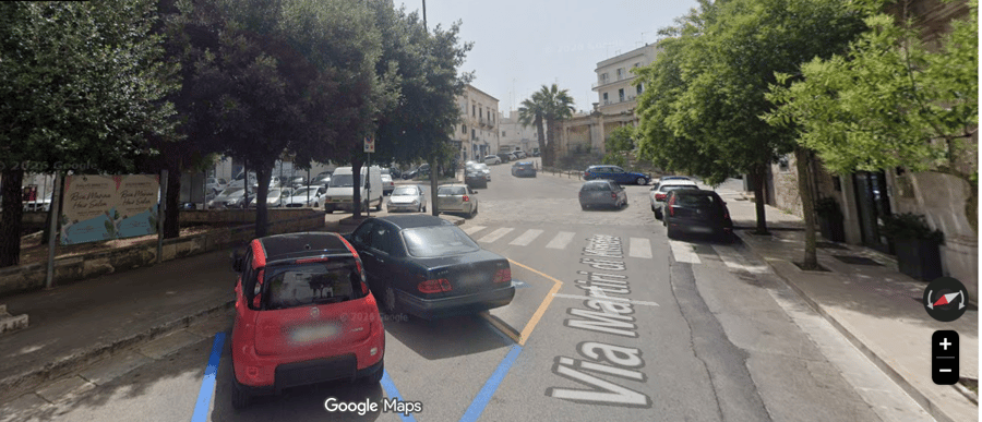 Parkoviště Via Martiri di Kindu, Ostuni, Itálie
