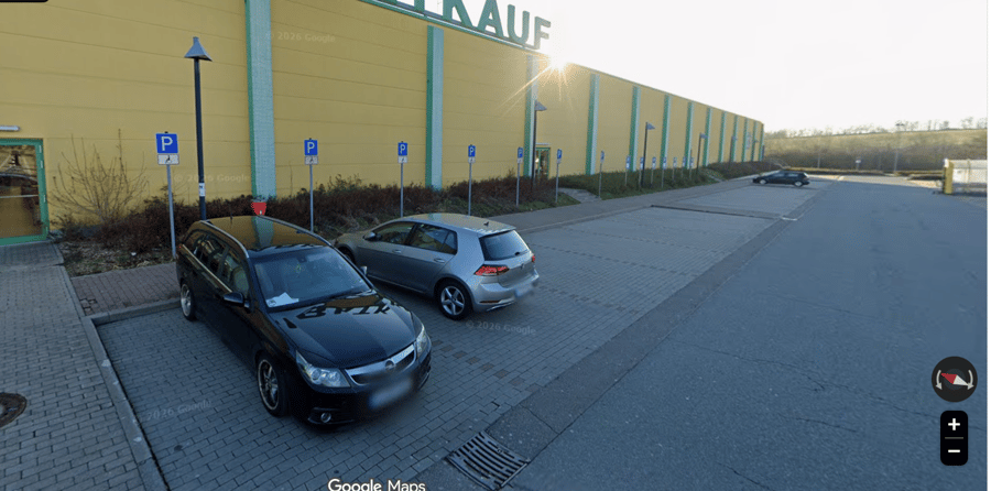 Parkoviště Ringstraße, Röhrsdorf, Německo