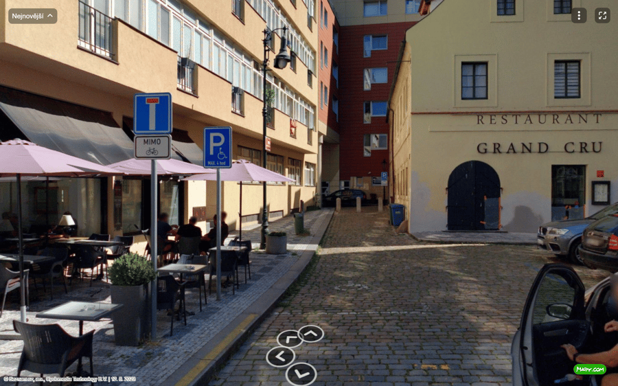 Parkoviště Lodecká ul., Praha 1