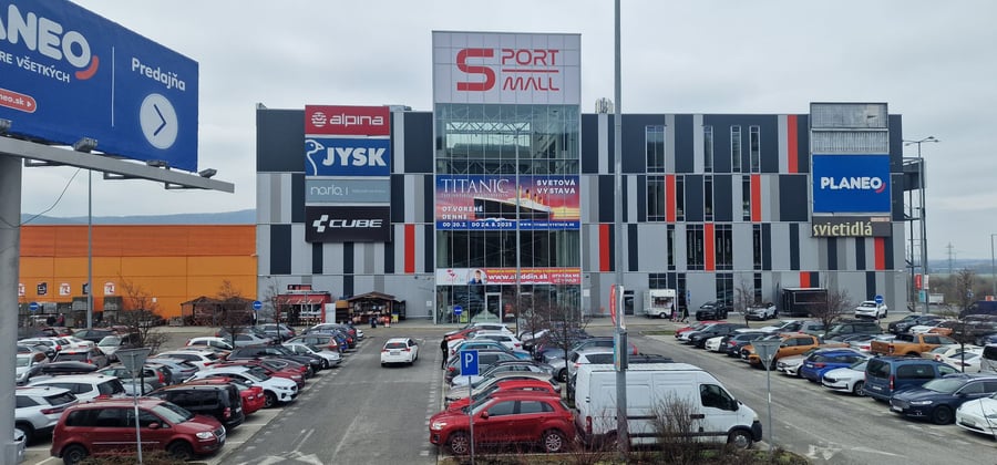 SPORT MALL BRATISLAVA, Slovensko