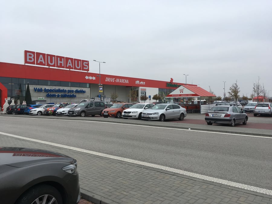Bauhaus, Bratislava, Slovensko