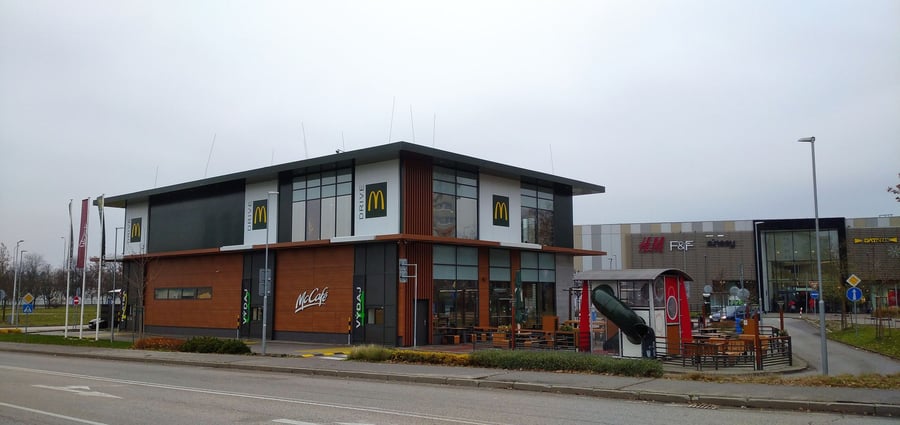 McDonald's, Panónska cesta, Bratislava