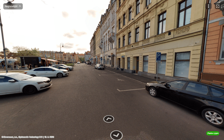Parkoviště Varšavská ul., Karlovy Vary