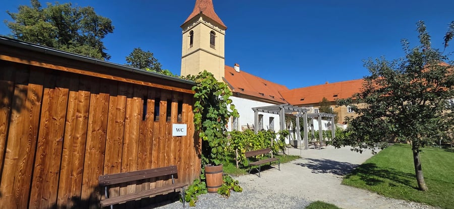 WC Formanská ul., Český Krumlov -Latrán