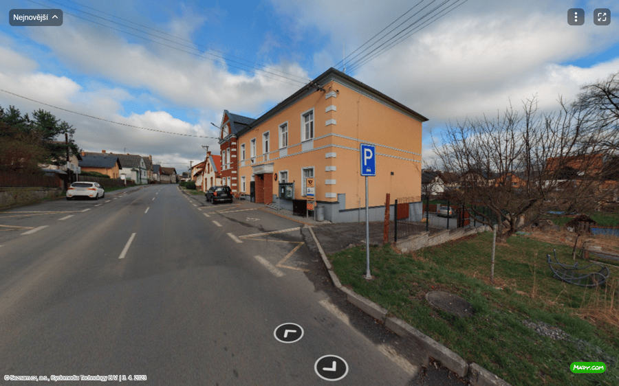 Parkoviště Hlavní ul., Brumovice