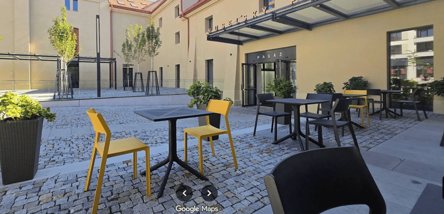 Botticelli café, Vrbova ul., Praha 4