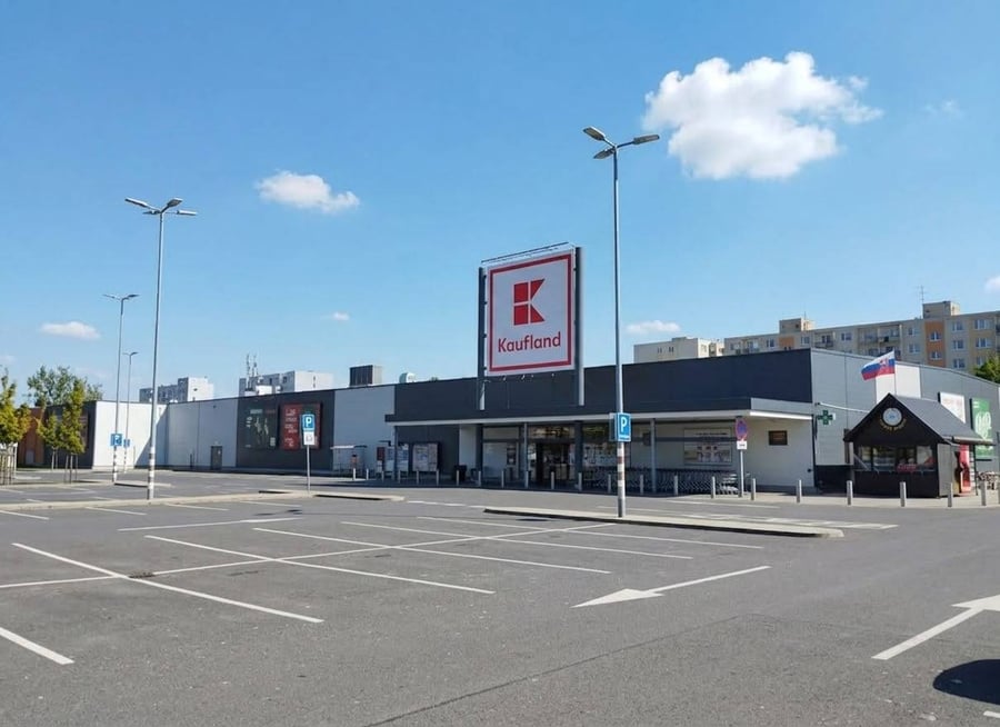 Kaufland Prievidza, Slovensko