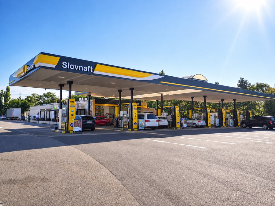 Slovnaft,  Zeleneč, Slovensko