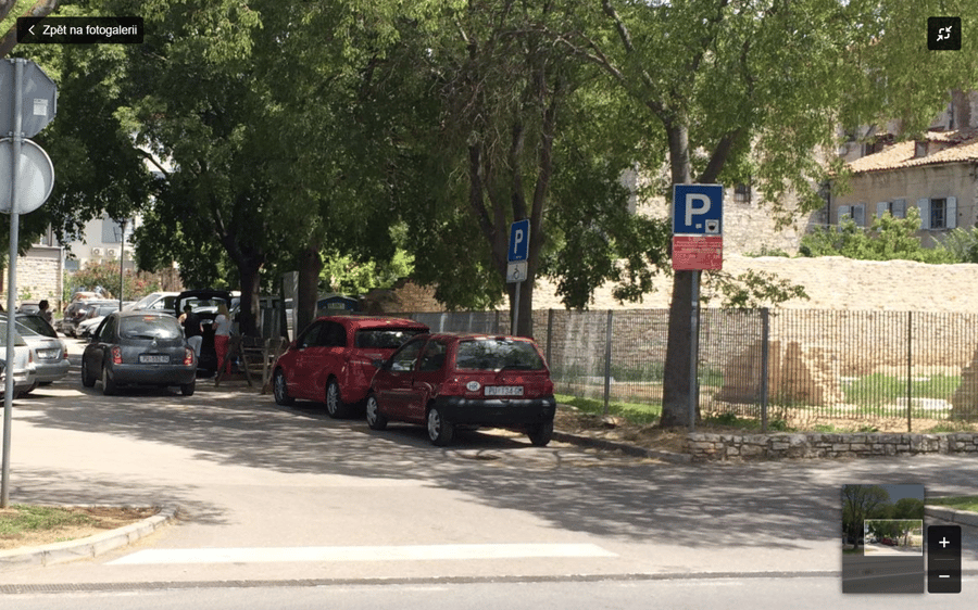 Parkoviště Maksimijanova ul., Pula, Chorvatsko