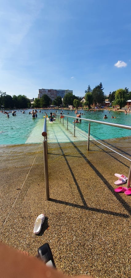 Koupaliště Lhotka