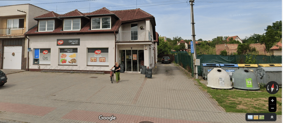Bankomat České spořitelny nám. Míru, Vracov 