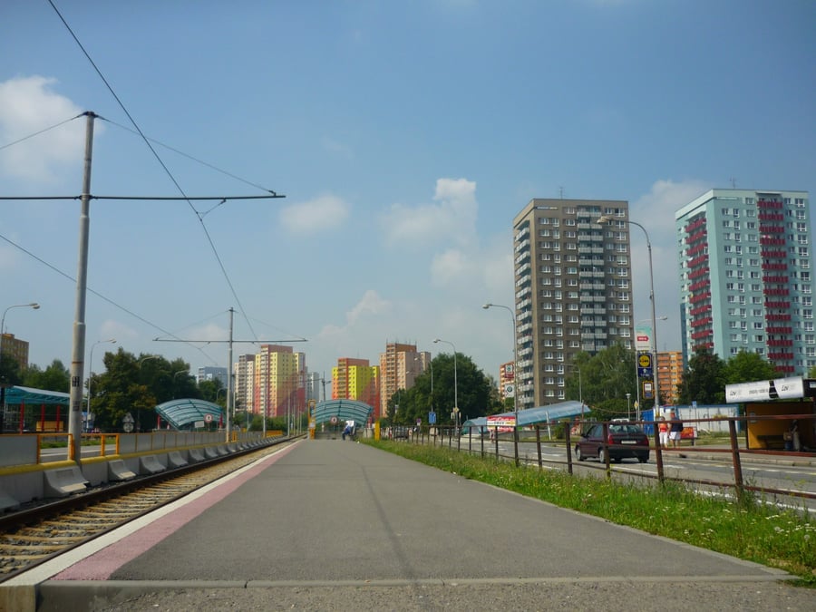 tramvajová zastávka Poliklinika
