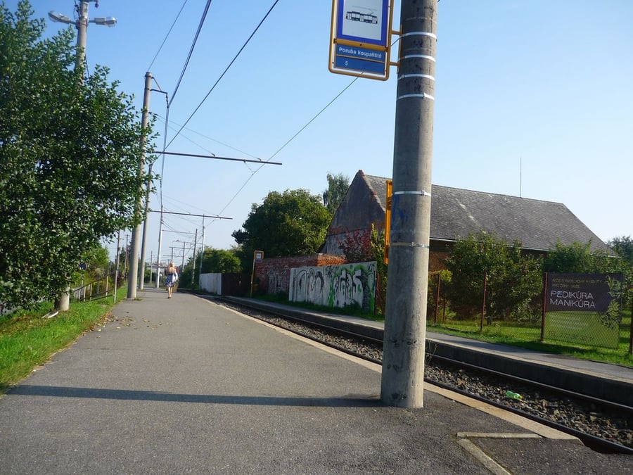 tramvajová zastávka Poruba Koupaliště