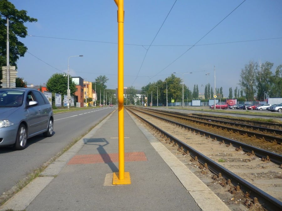tramvajová zas. Městský stadión