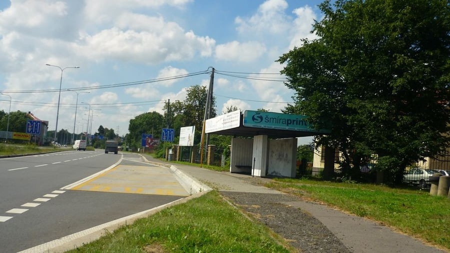 autobusová zastávka Králičí