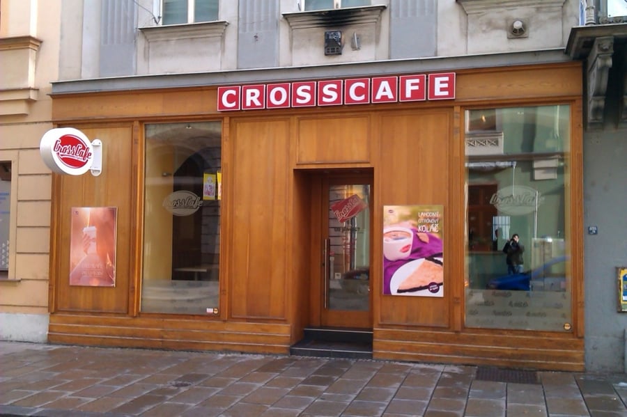 Cross Café