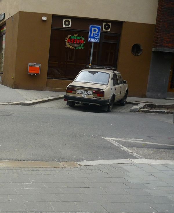 Vyhrazené parkoviště