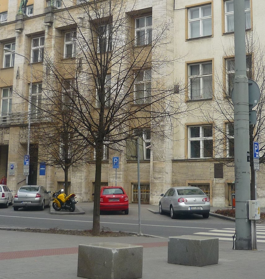 Vyhrazené parkoviště