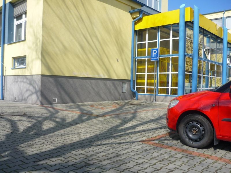 Vyhrazené parkoviště