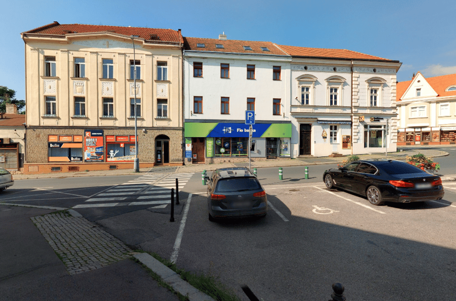 Parkoviště náměstí Karla IV., Mělník