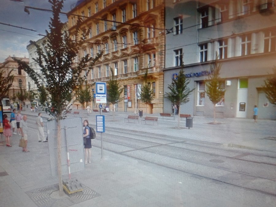Tramvajova zas. Česká