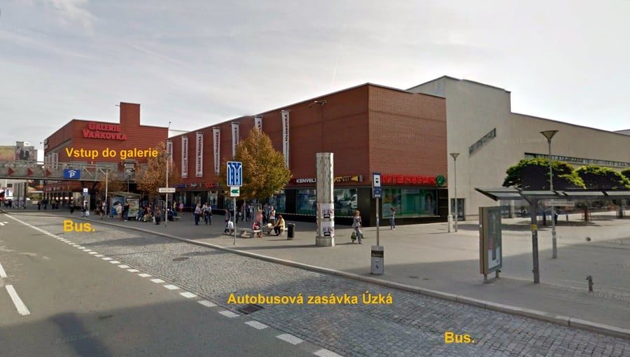 autobusová zastávka Úzká