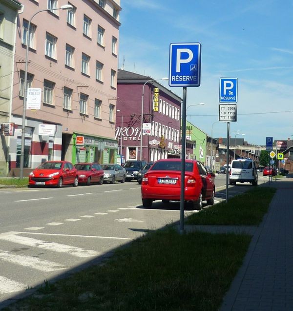 Vyhrazené parkoviště