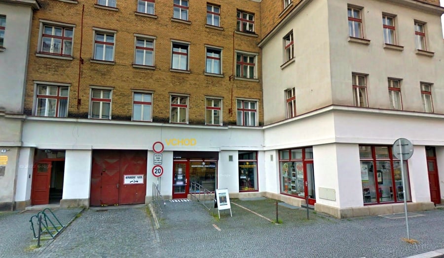 Předprodej vstupenek U Divadla Pardubice
