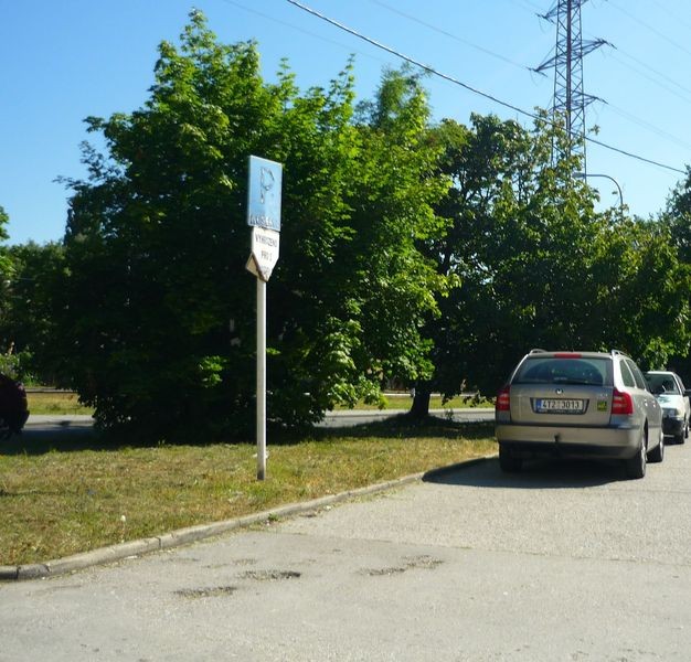 Vyhrazrné parkoviště