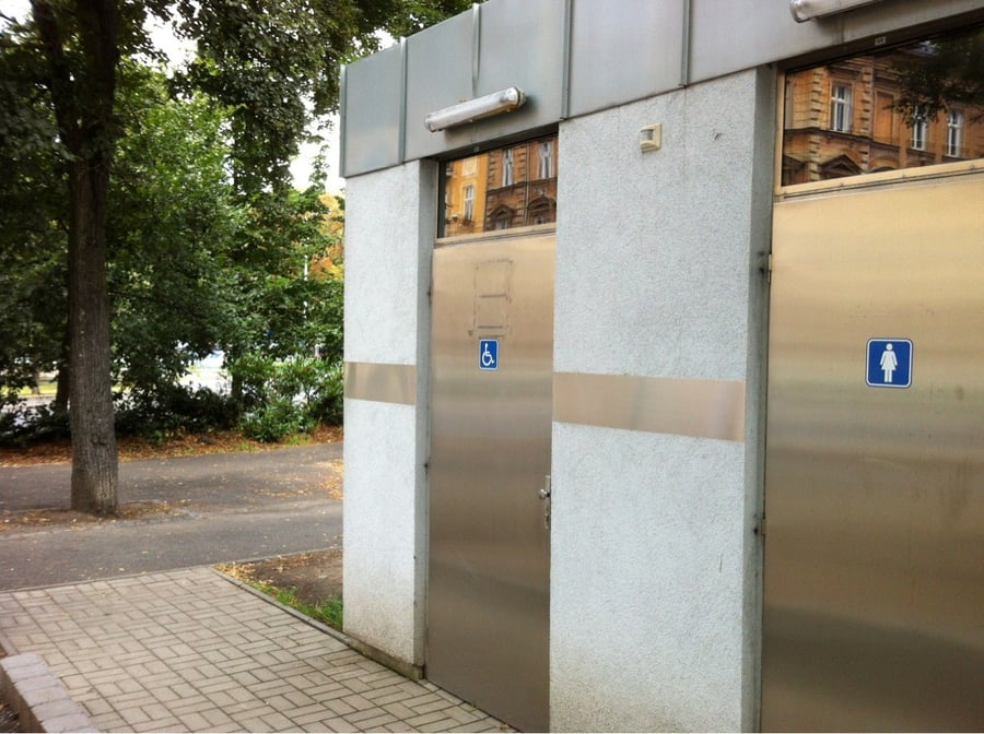 Vozíčkářské WC