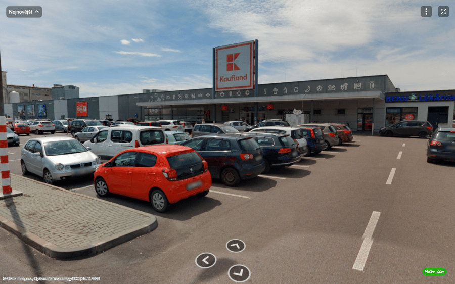 Kaufland Dukelských bojovníků, Znojmo