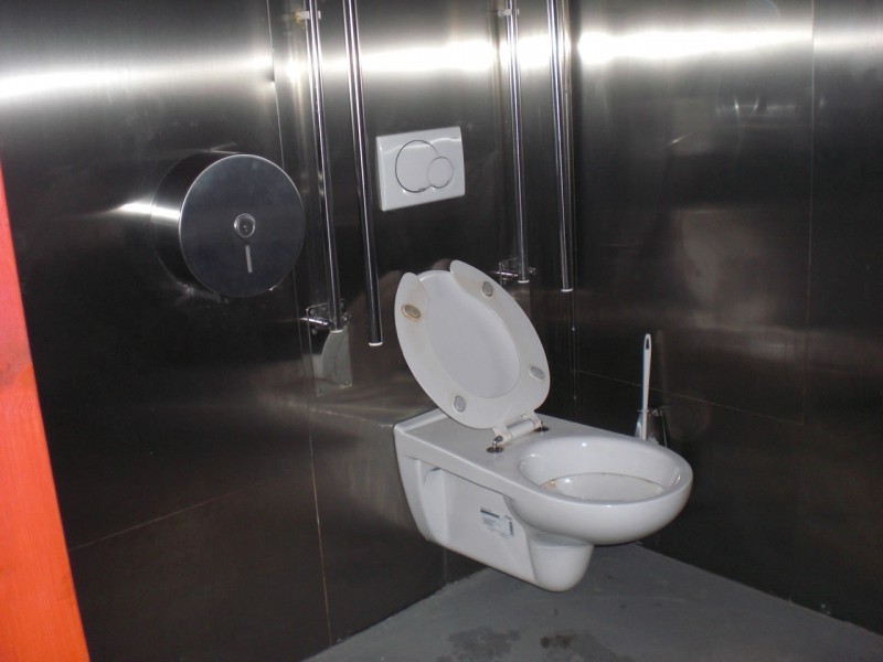 Veřejné WC, ul. Lannova