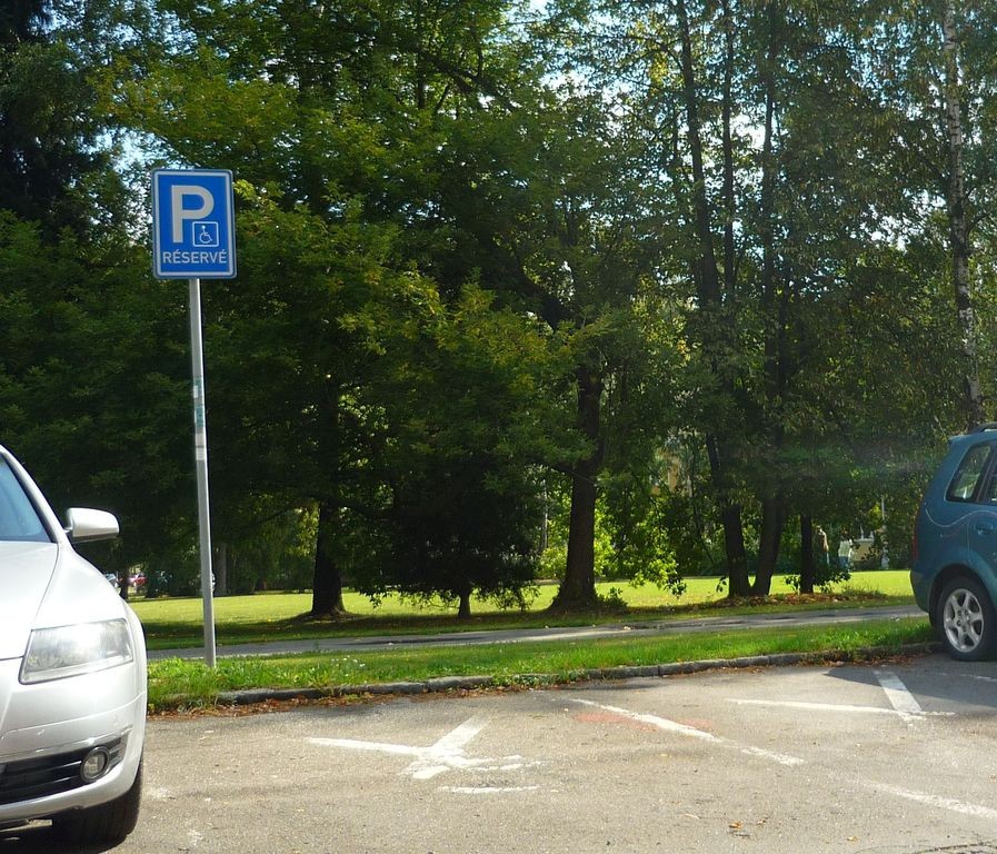 Vyhrazené parkoviště
