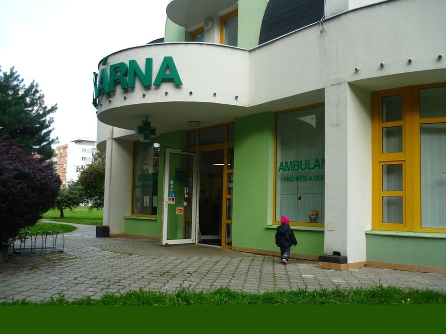 Lékárna + lékaři