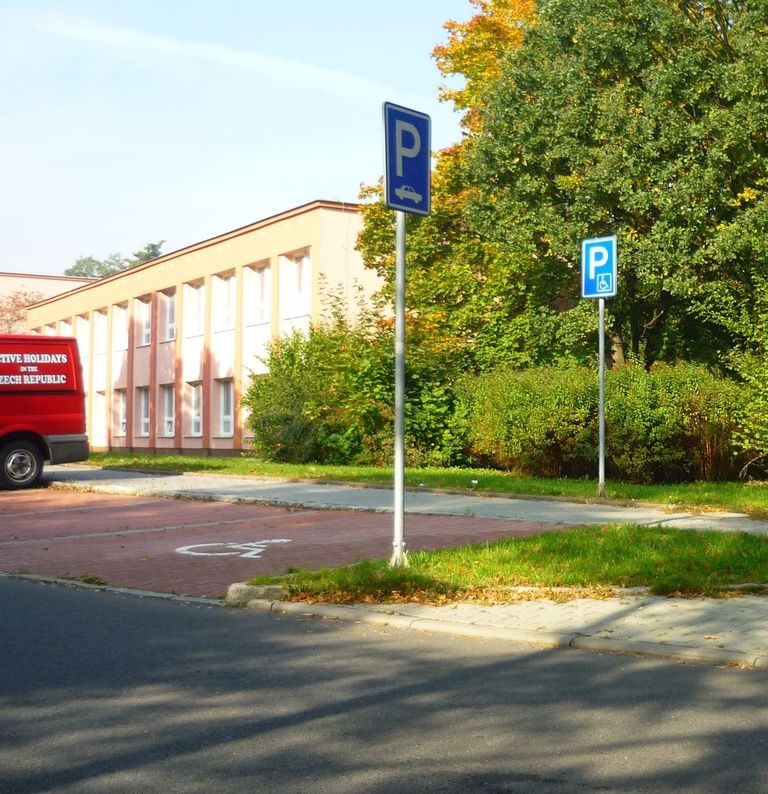 Vyhrazené parkoviště