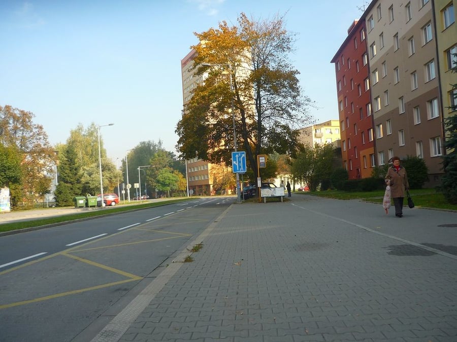 Autobusová zastávka MHD Slavíkova