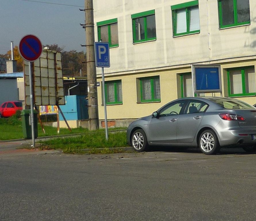 Vyhrazené parkoviště