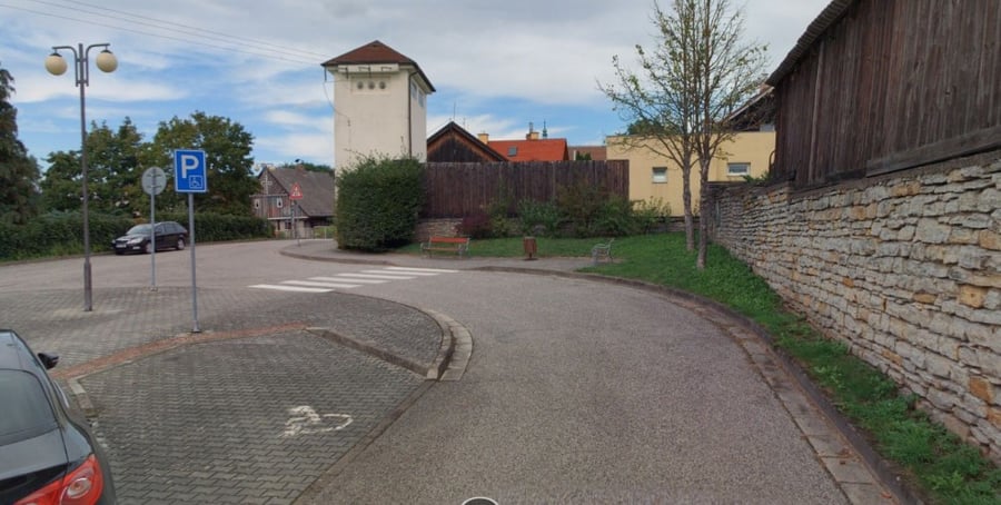 Parkoviště Farská zahrada, Nové Město nad Metují 