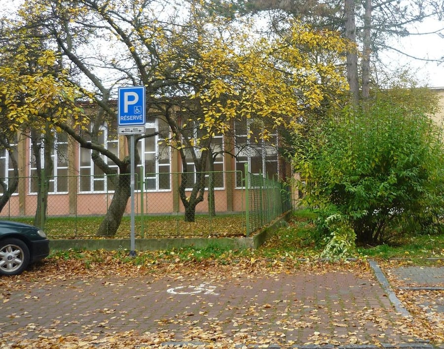 Vyhrazené parkoviště