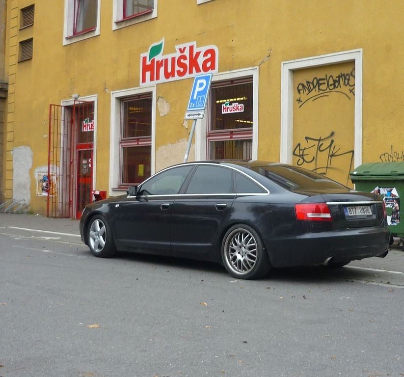 Vyhrazené parkoviště