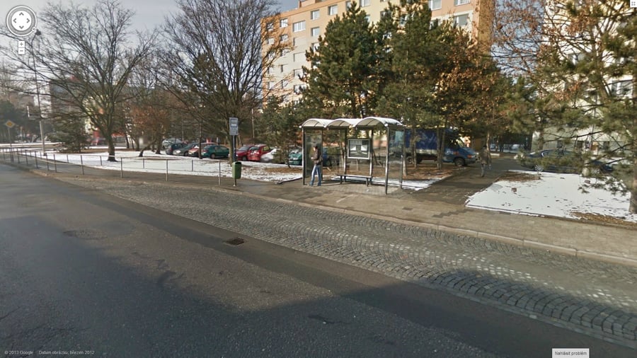 autobusová zastávka Povel škola